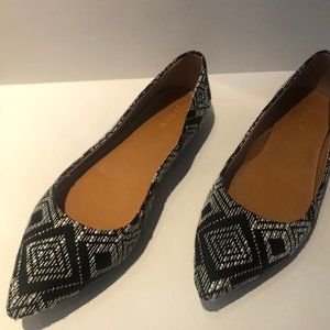 J.Crew black & white, woven point flats, size 8